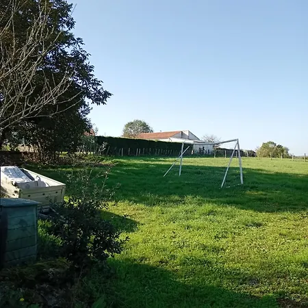 La Petite Maison De Charzais