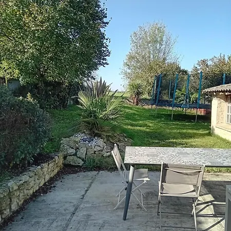 بيت للعطل La Petite Maison De Charzais